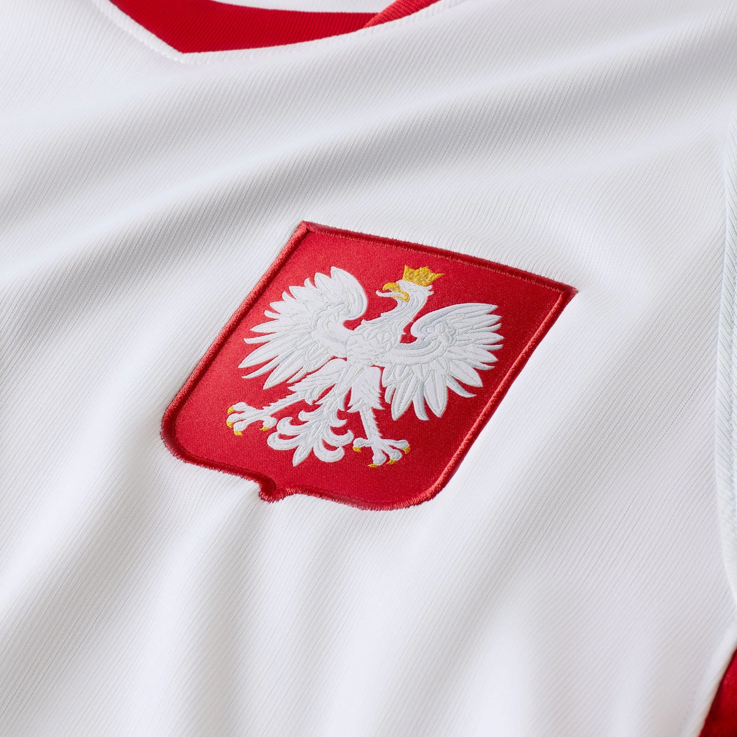 Camisa Polonia 2026/27 I - detalhe