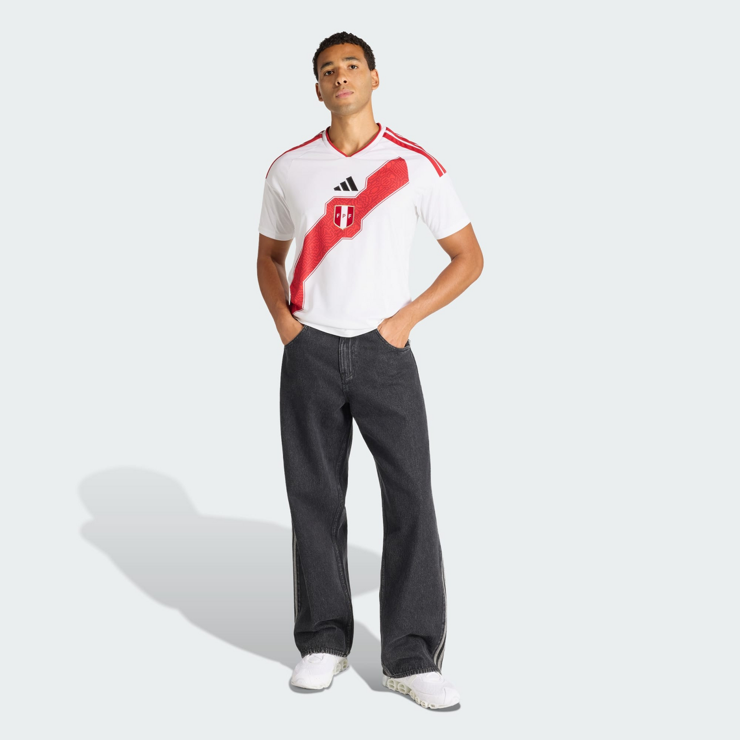 Camisa Adidas Peru 2026/27 I - detalhe