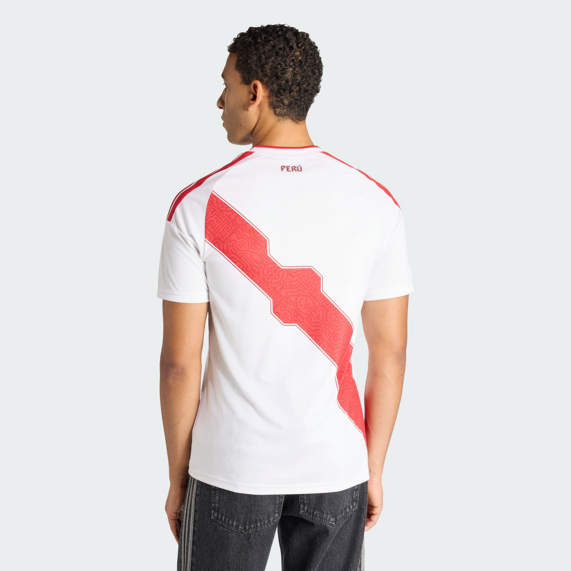 Camisa Adidas Peru 2026/27 I - vista traseira