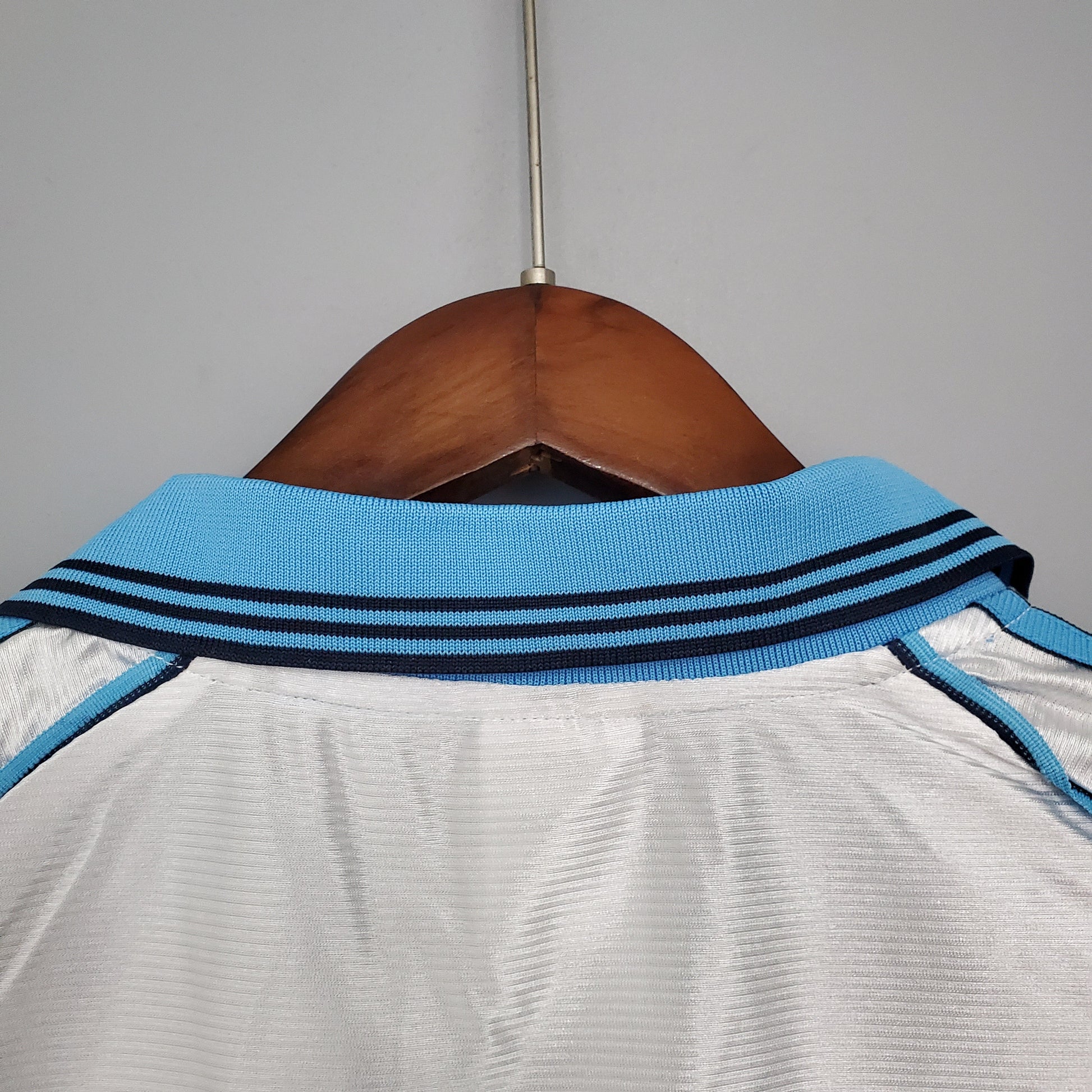 Camisa Olympique de Marseille Titular 98/99 - Versao Retro - imagem 5