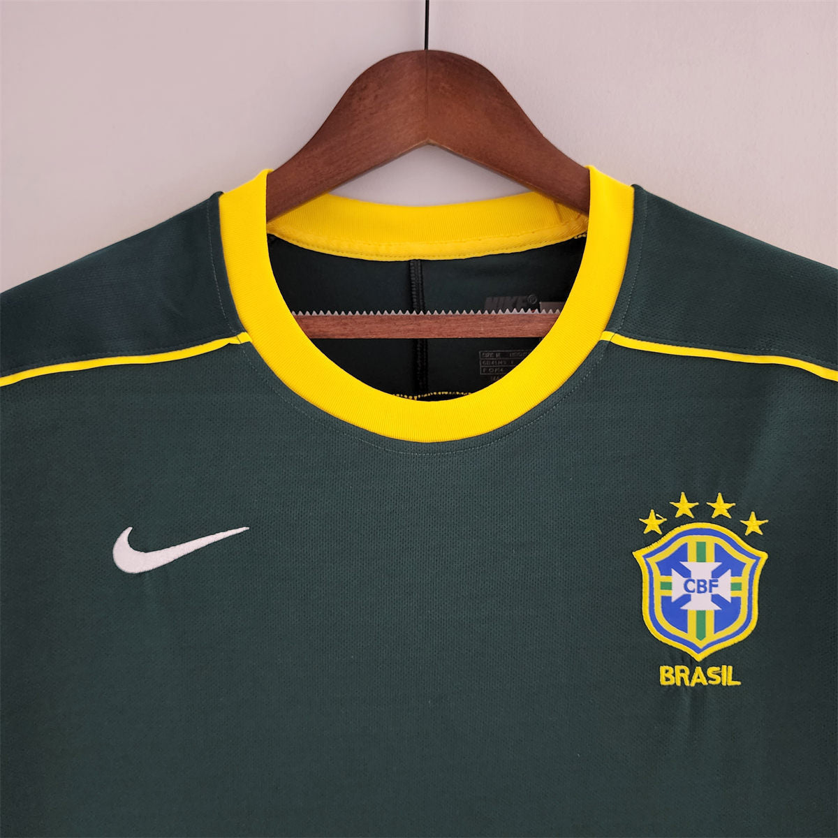 Camisa Selecao Brasil Goleiro - Retro 1998 - detalhe