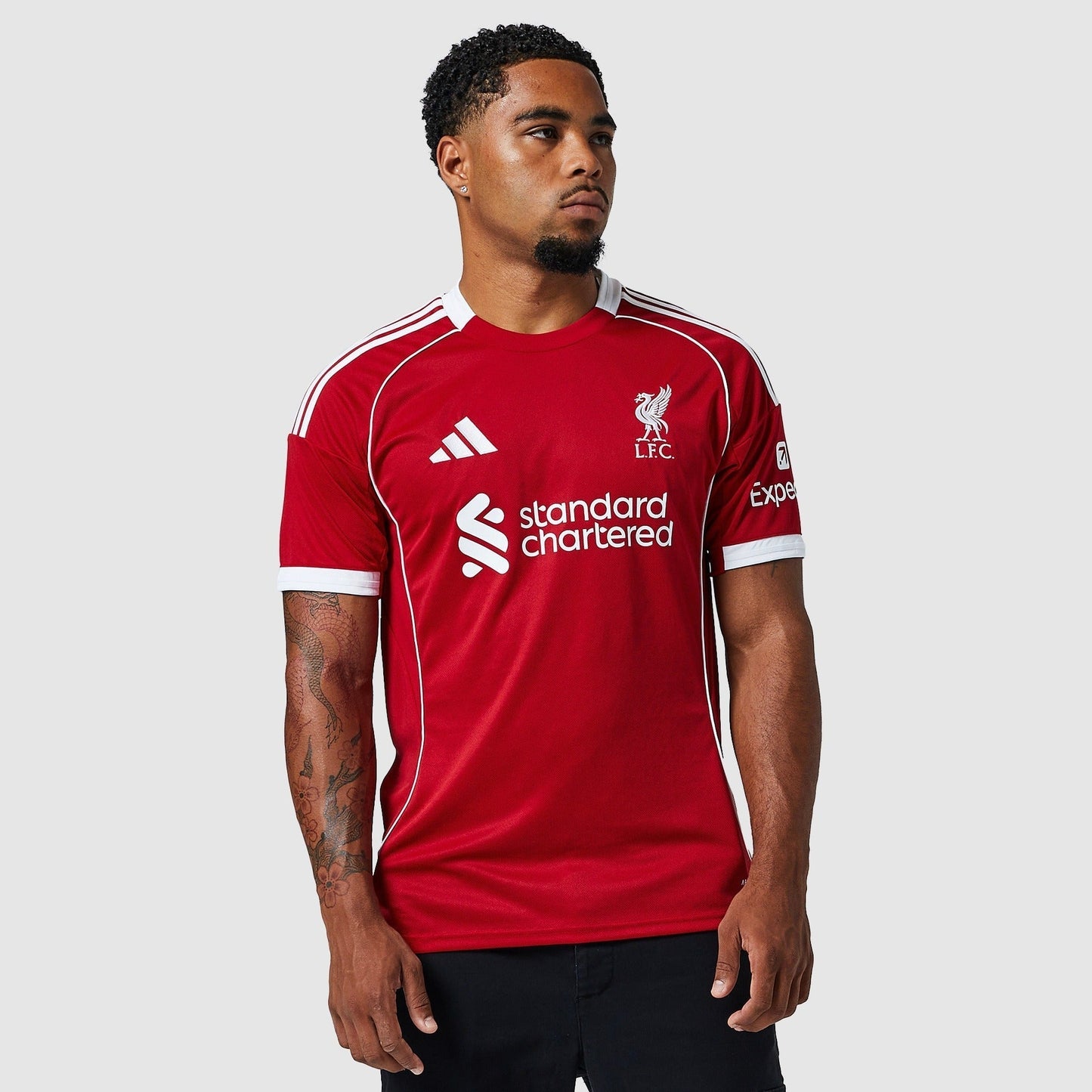 Camisa Liverpool 2025/26 I Torcedor - vista frontal