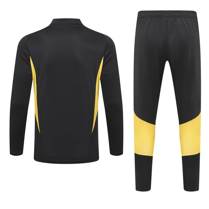 Conjunto Treino Juventus Ziper Curto Preto 2023/24