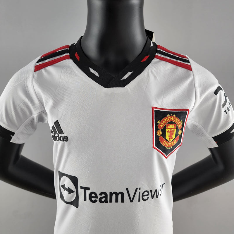 Conjunto Infantil Manchester United 2022/23 - Away